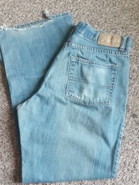 Men's Relaxed Fit Light Blue Jeans